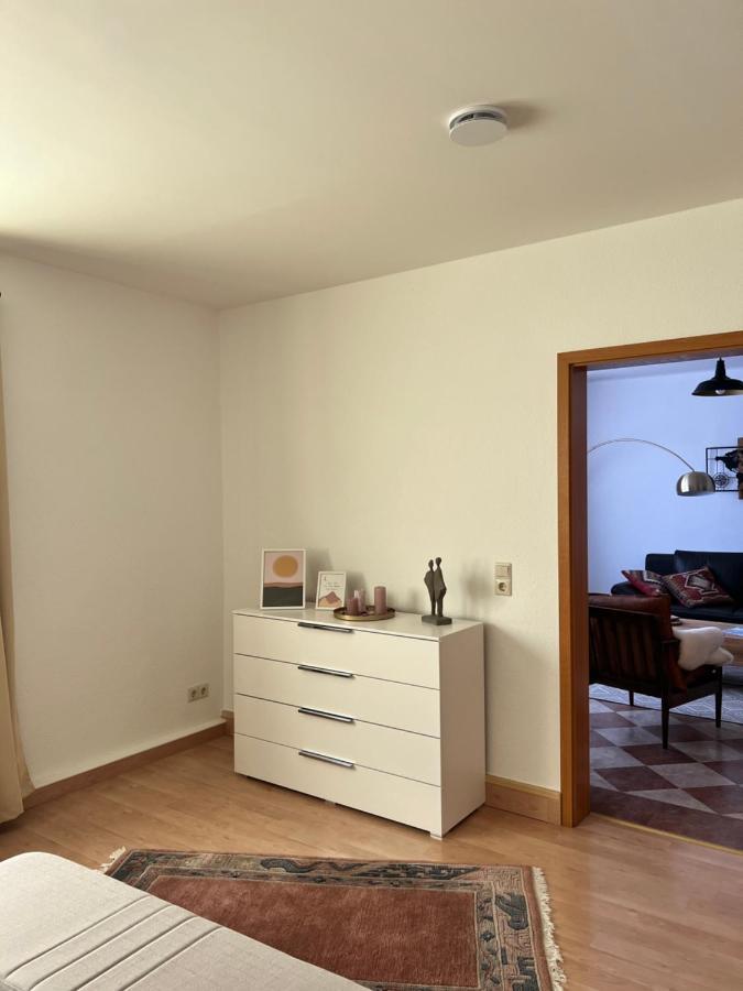 Sehr Schoene Wohnung,Komplett Neu Eingerichtet Limbach-Oberfrohna Exterior foto